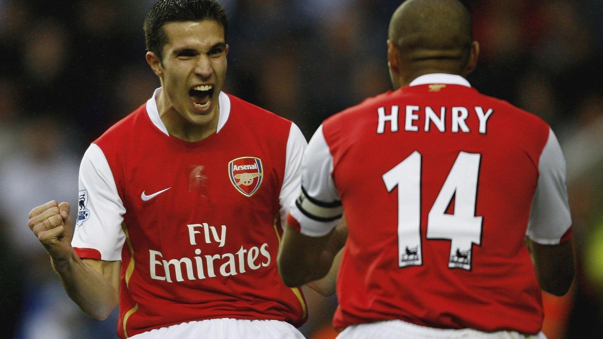 巴西3-0完胜阿尔及利亚，萨卡一传一射成比赛转折点，桑巴军团找到新王牌？